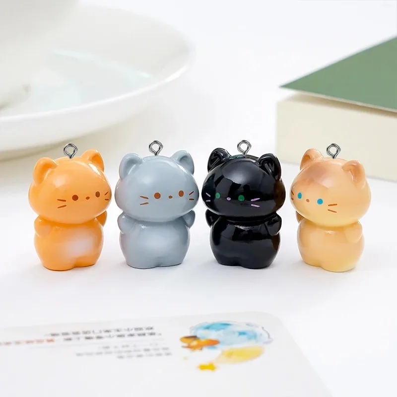 10 Pack Sweet 3D Standing Kitt - Resin Art Pendant recension och pris