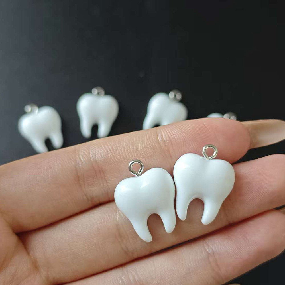 10pcs Cute White Teeth Resin P - Resin Art Pendant recension och pris